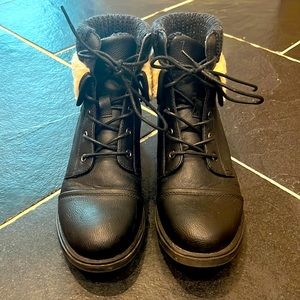 Combat boots size 7.5